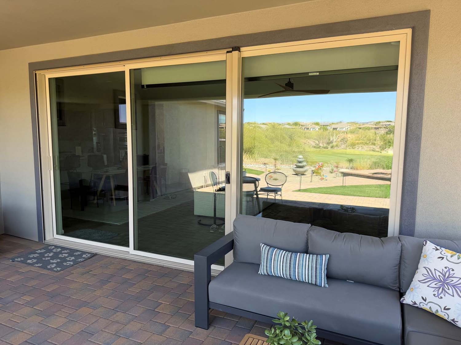 VistaView Retractable Wall Screen - Closed VistaView Retractable Wall Screen - Closed